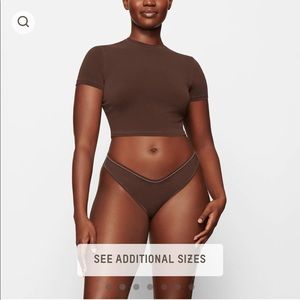 Skims new vintage super cropped T-shirt